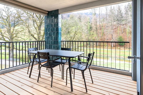 Leimbach 3.5 Zim +Lag & Pr. W/K., 2 Min. zum Markt, über Blueground 3