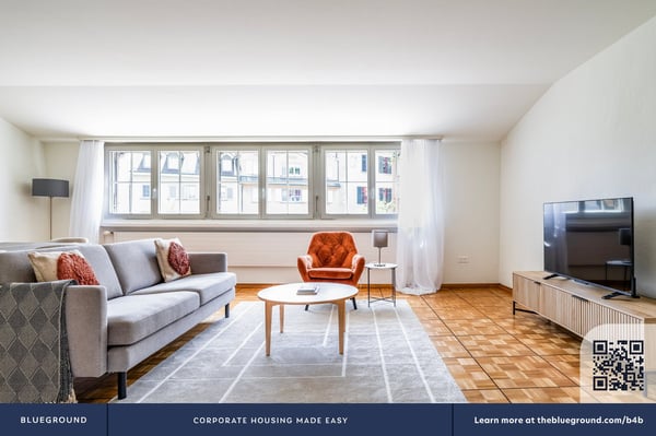 Blueground ID222, Zurich town hall 4