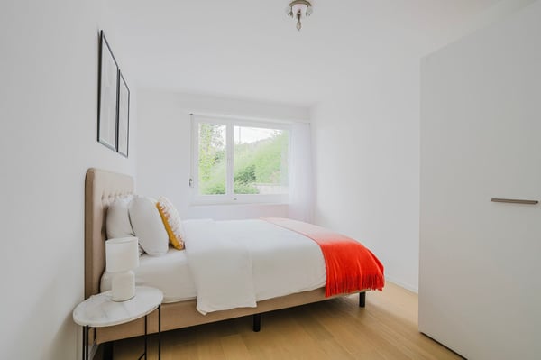 Schöne Horgen 3ZW mit Garten, by Blueground 17
