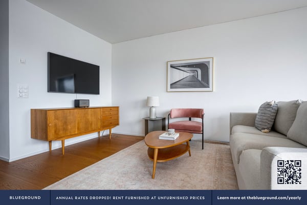 Gehobene 1.5 ZW mit privater W/T und schöne Aussicht, by Blueground 2