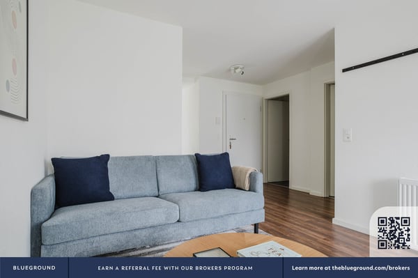 Helle Unterstrass 2.5 ZW, W/T, 13 Min zum Zentrum über Blueground 3