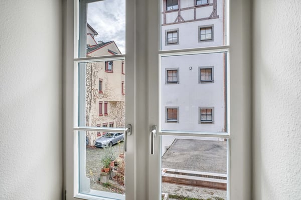 Grosszügige Altstadt 3 Zim. mit W/T. in Altstadt, über Blueground 14