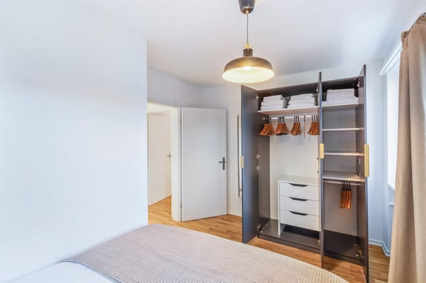 3.5 Zr im Oerlikon, z.F z. Bahnhof, voll möbliert, flex. Sofortbuchung 13