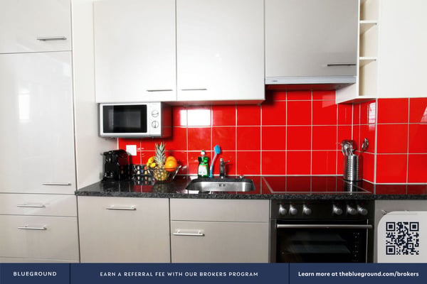 Building Schwamendingenstrasse (ZRH1461684P) 3