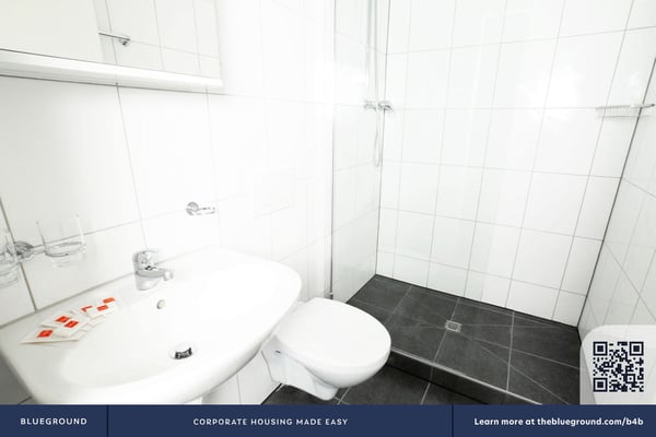 Building Schwamendingenstrasse (ZRH1459741P) 4