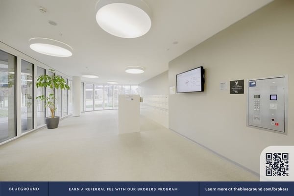 Building Zihlmattweg (ZRH1419354P) 13