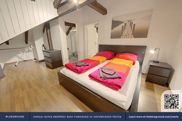 Building Schwamendingenstrasse (ZRH1419328P) 2