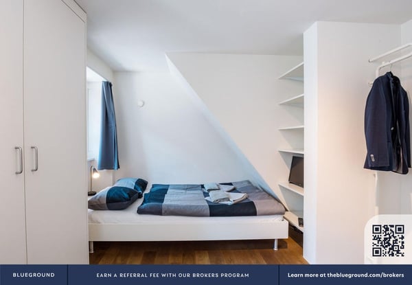 Building Schmidgasse (ZRH2429329P) 8