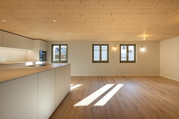 Bezugsbereit! Komplett saniertes 5.5 Zimmer Einfamilienhaus im schönen WEIHERHOF 23