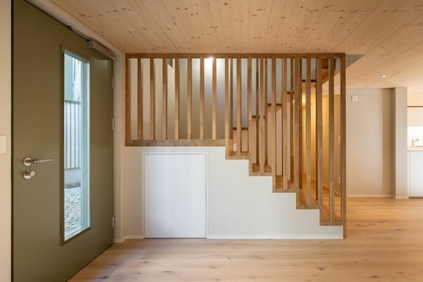 Bezugsbereit! Komplett saniertes 5.5 Zimmer Einfamilienhaus im schönen WEIHERHOF 22