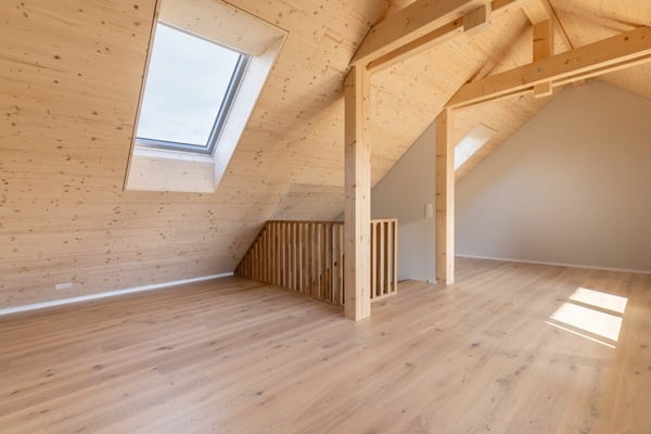 Bezugsbereit! Komplett saniertes 5.5 Zimmer Einfamilienhaus im schönen WEIHERHOF 10