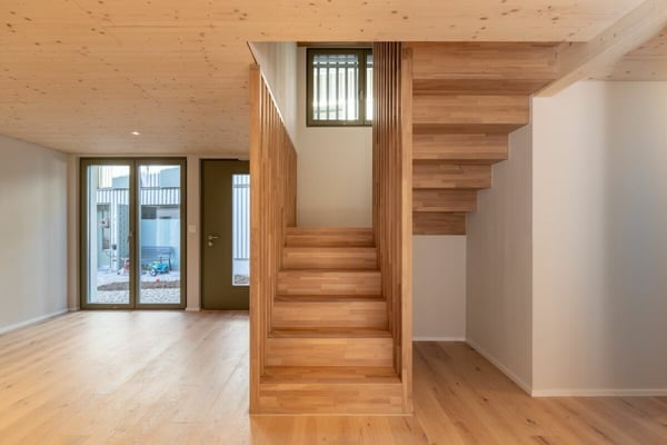 Bezugsbereit! Komplett saniertes 5.5 Zimmer Einfamilienhaus im schönen WEIHERHOF 5