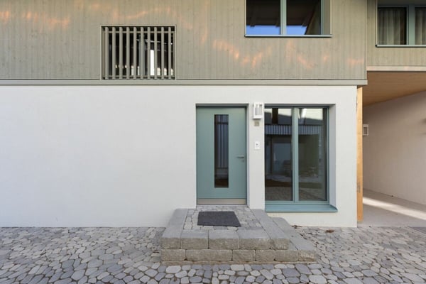 Bezugsbereit! Komplett saniertes 5.5 Zimmer Einfamilienhaus im schönen WEIHERHOF 3