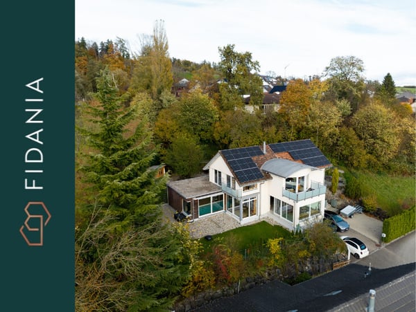 Eindrucksvolles Einfamilienhaus mit Indoor Pool und Sauna 1