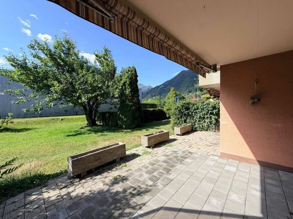 Solide 5.5-Zimmer-Wohnung mit schöner Terrasse und EHP in Interlaken 13
