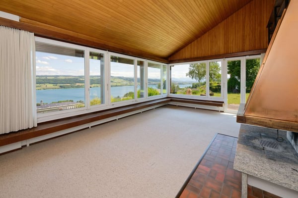Grosszügiges Einfamilienhaus mit Blick über den Hallwilersee 3
