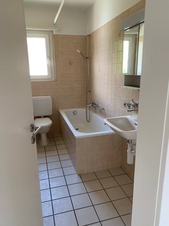 2.5-Zimmer-Wohnung an ruhiger Lage in Biel 10
