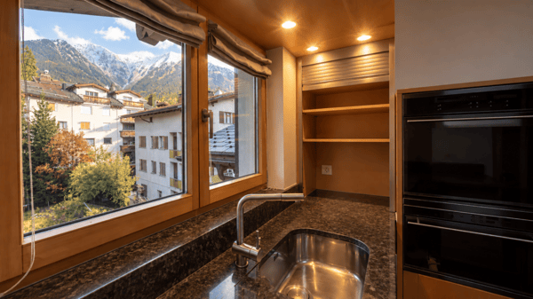 4.5 Zimmer Dachgeschosswohnung mitten im Zentrum von Klosters Platz 5