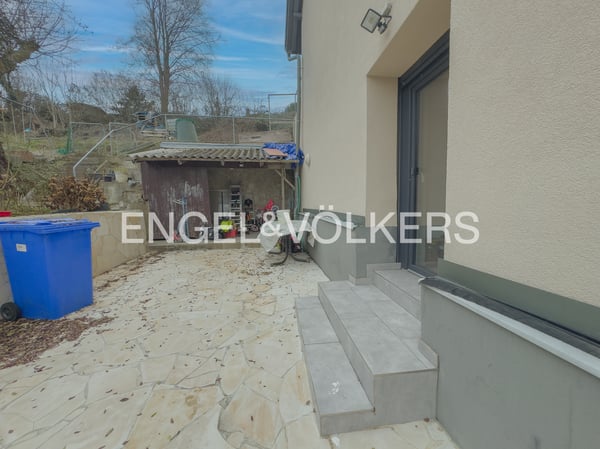Exklusive Erdgeschosswohnung mit eigenem Gartenidyll 9