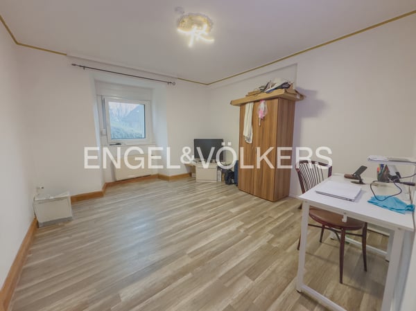 Exklusive Erdgeschosswohnung mit eigenem Gartenidyll 2