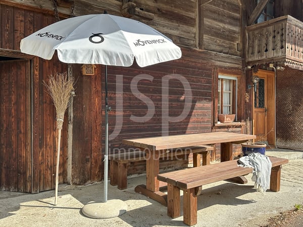 Gepflegtes Bauernhaus mit 3'397m2 Grundstück 10