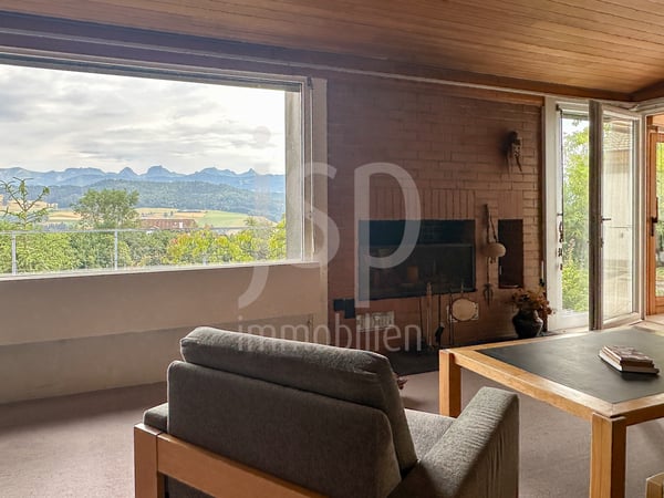 7 Zimmer Einfamilienhaus mit atemberaubendem Panorama 10