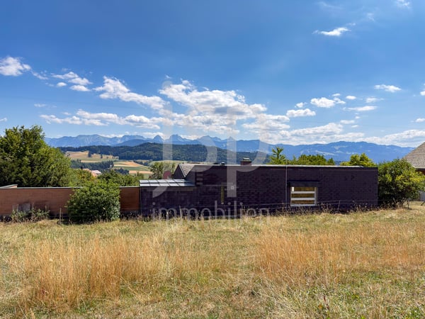 7 Zimmer Einfamilienhaus mit atemberaubendem Panorama 1