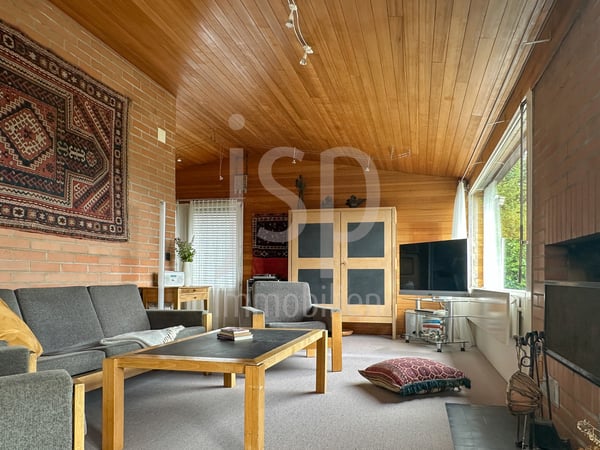 7 Zimmer Einfamilienhaus mit atemberaubendem Panorama 9