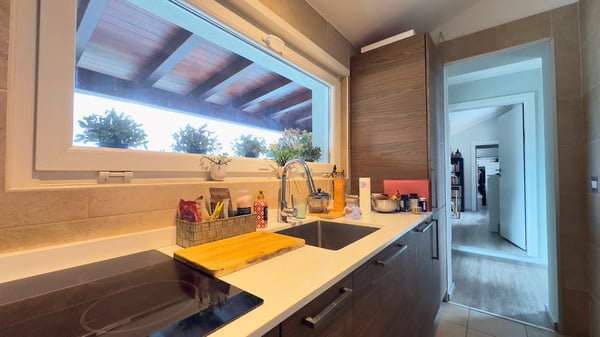 Gentilino, ampia casa bifamiliare con due appartamenti separati e giardino privato. 5