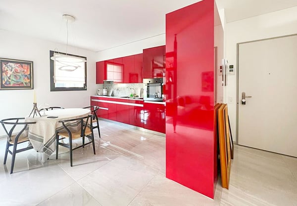 Lugano centro-servizi: appartamento 1.5 locali con ampi spazi e posto auto 3