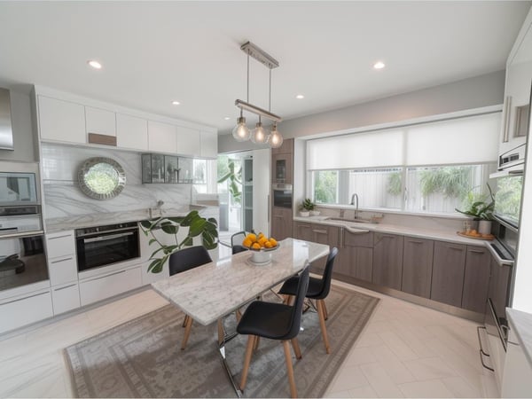 Davesco, Villa con giardino privato e piscina, ben esposta e nella tranquillità piu assoluta 1