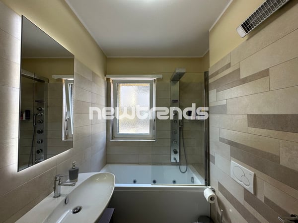 Cassarate: luminoso 2.5 locali con piacevole scorcio di lago 5