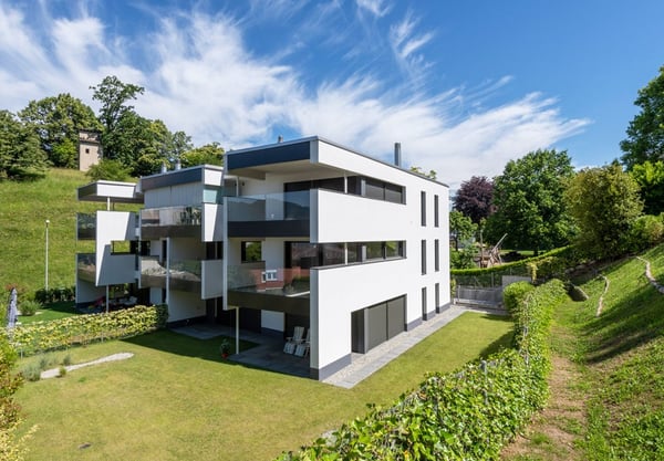 Montagnola – Arasio: elegante 1.5 locali con giardino privato e terrazza panoramica 1