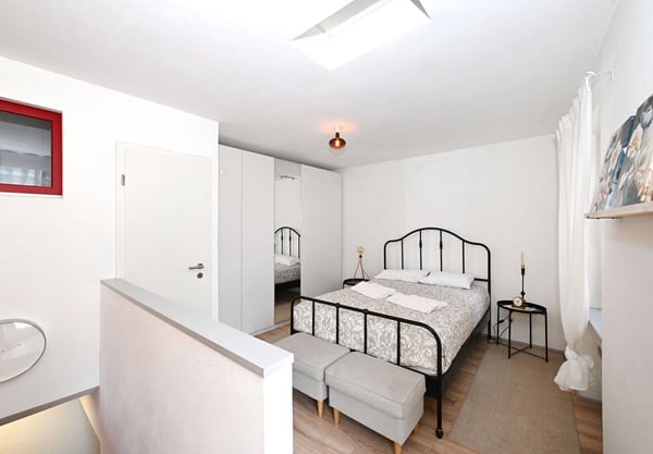 Lugano – Aldesago: casa di nucleo ristrutturata con splendida vista lago 11