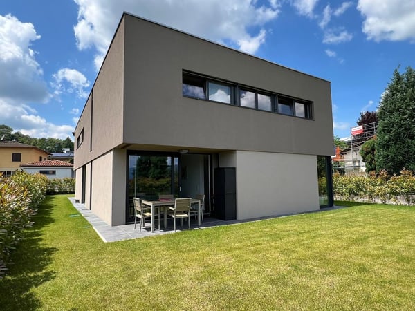 Nuova costruzione a San Pietro di Stabio: bifamiliare con spazio esterno privato 1