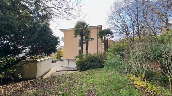 Ligornetto, palazzina con redditività fino al 5% . Complesso con 4 appartamenti oltre 13 posti auto. 7