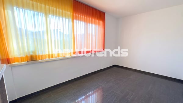 Cadro, villa bifamiliare con giardino privato e piscina esterna 12