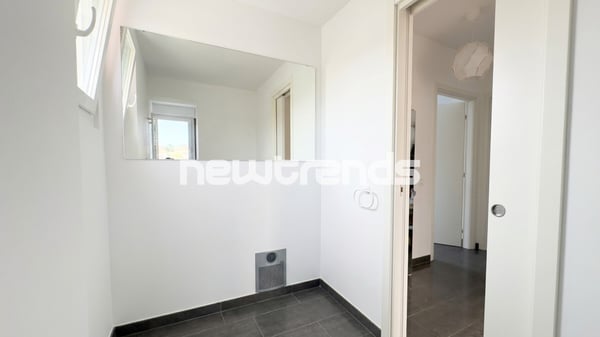 Cadro, villa bifamiliare con giardino privato e piscina esterna 11