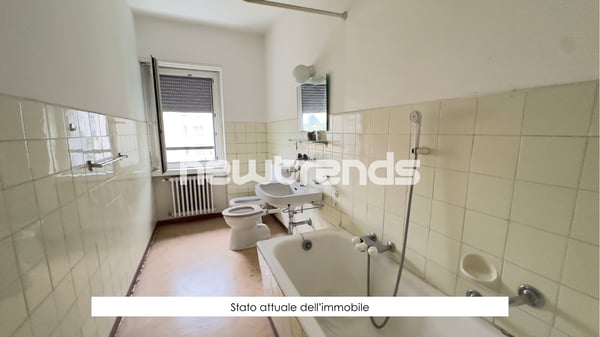 Mendrisio: palazzina a reddito con magazzino, 13 box e 5 posteggi este 10