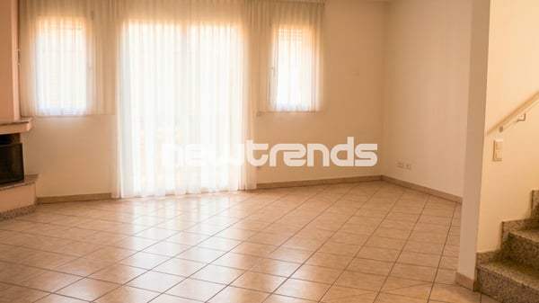 Barbengo: raffinata villa indipendente di 4.5 locali con giardino priv 5