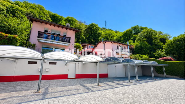 Barbengo: raffinata villa indipendente di 4.5 locali con giardino priv 13