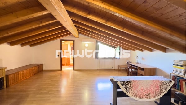 Uggiate con Ronago: villa con giardino 12