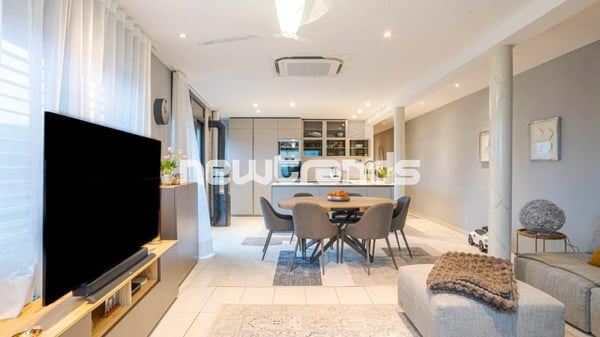 Agra: moderno 5 locali in bifamiliare con terrazza e vista. 1
