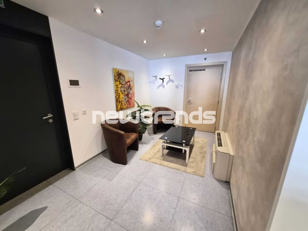 Agno: affittasi ampio ufficio semi-arredato di 230 m², disponibilità i 5