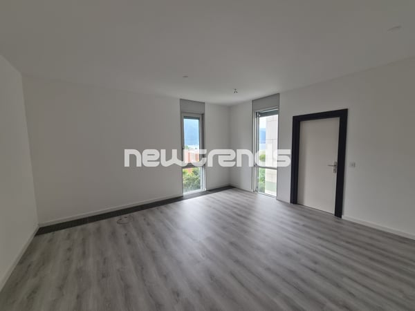 Lugano: affittasi prestigioso ufficio vista lago di 6 locali, doppi se 5