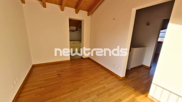 Mendrisio  106 m² su due livelli: moderno 2.5 locali in posizione str 6
