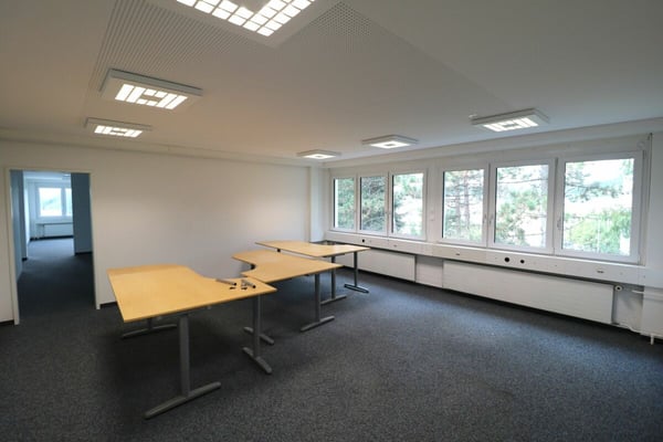 Moderne Büroräumlichkeit zu vermieten 7