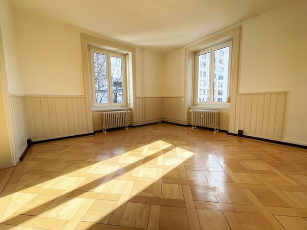 Charmante 1.5-Zimmer Altbauwohnung im Zentrum von Neuhausen 3