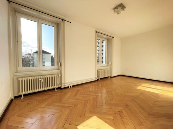 Charmante 1.5-Zimmer Altbauwohnung im Zentrum von Neuhausen 4