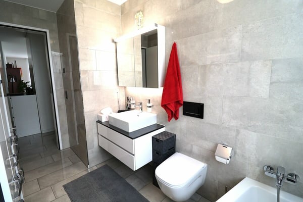 Helle Eigentumswohnung in familienfreundlichem Quartier - Tiefgaragenplatz im Kaufpreis inbegriffen 9